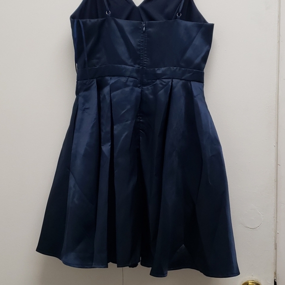 Dress New blue dress - Picture 8 of 11